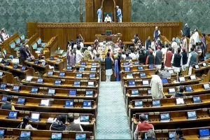 संसद सत्र : 'विकसित भारत शिक्षा अधिष्ठान विधेयक' लोकसभा में पेश, जेपीसी को भेजने का निर्णय 