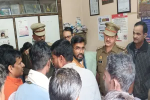 बाराबंकी : निजी अस्पताल में मासूम की मौत, परिजनों का हंगामा