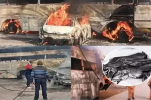 यमुना एक्सप्रेसवे हादसा : जलती बस में फंसी मां ने बचाई बच्चों की जान, पॉलीबैग में भरकर लाए जा रहे क्षत-विक्षत शव 