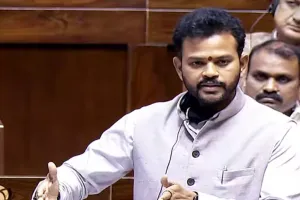 इंडिगो के खिलाफ जांच जारी : एयरलाइन पर  करेंगे कड़ी कार्रवाई, राज्यसभा में बोले नागर विमानन मंत्री नायडू 