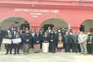 बाराबंकी : छात्रों ने नुक्कड़ नाटक, रैली, निबंध व भाषण प्रतियोगिताओं से किया जागरुक, देखें तस्वीरें