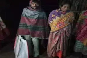  मर गई इंसानियत? नहीं मिली एंबुलेंस तो पिता थैले में ले गया बेटे का शव, एक्शन में  स्वास्थ्य मंत्री 