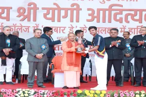 कॉल्विन तालुकेदार्स कॉलेज के वार्षिक खेलकूद समारोह में शामिल हुए सीएम योगी, खिलाड़ियों को किया सम्मानित 
