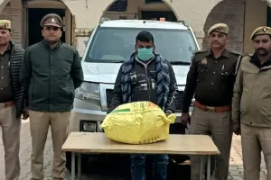 बदायूं : उझानी से खरीदकर करता था तस्करी, गांजा के साथ युवक पकड़ा