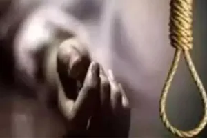  बाराबंकी में युवक ने की आत्महत्या:  कोर्ट के आदेश पर ससुरालियों पर रिपोर्ट दर्ज, मानसिक प्रताड़ना के चलते उठाया कदम 