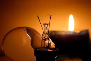 Moradabad: रविवार को कटौती बनी परंपरा, शहर के कई इलाकों में घंटों गुल रही बिजली