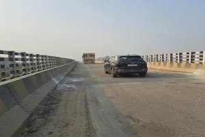 सुलतानपुर : लोहरामऊ ओवरब्रिज पर फर्राटा भरने लगे वाहन, लोगों ने राहत की ली सांस