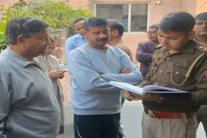 कानपुर : ट्रैक्टर पार्ट्स कारोबारी ने रिवाल्वर से खुद को गोली मारी, रीजेंसी के आईसीयू में भर्ती 