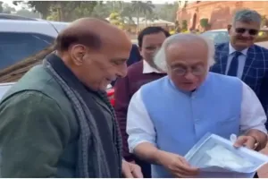 जयराम रमेश ने राजनाथ को सौंपी मणिबेन की डायरी: नेहरू पर उनके दावे को बताया गलत, बाबरी मस्जिद से जुड़ा है मामला