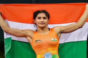 मुझे अब भी इस खेल से प्यार है... महिला पहलवान विनेश फोगाट ने संन्यास से लिया यू-टर्न, ओलंपिक पदक पर नजरें