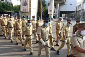  निकाय चुनाव परिणाम के बाद केरल में भड़की हिंसा : कांग्रेस दफ्तर पर हमला, इंदिरा गांधी की प्रतिमा को भी पहुंचाया नुकसान, जानें पूरा मामला 