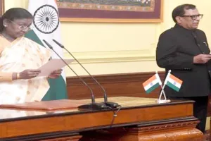 Rajkumar Goel : पूर्व नौकरशाह राजकुमार गोयल बने देश के मुख्य सूचना आयुक्त, राष्ट्रपति मुर्मू ने दिलाई शपथ