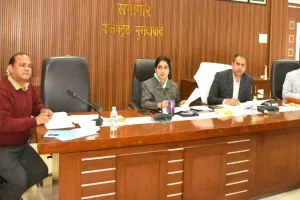 Moradabad: डीएम की अध्यक्षता में निर्माण परियोजनाओं की समीक्षा बैठक