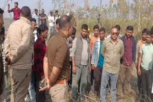 Rampur: जंगल में पशुओं के अवशेष मिलने के बाद हिंदू संगठनों का हंगामा