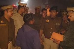 एसीपी ने झुग्गी-झोपड़ियों में चलाया सघन जांच अभियान: नागरिकों से सहयोग की अपील, कहा- संदिग्ध गतिविधियों की दें जानकारी