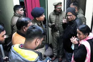 Lucknow Crime News: ढाई घंटे तक घर में रहा हत्यारा, सीसी कैमरे में झोला ले जाते दिखा, नीलिमा की बेरहमी से की गई हत्या