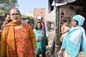 रोहिंग्या-बांग्लादेशियों को ढूंढने गुडम्बा के बहादुरपुर पहुंचीं महापौर, सपा पार्षद के प्लॉट पर बसीं थीं 80 से अधिक झुग्गियां