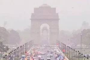 दिल्ली की वायु गुणवत्ता में कोई सुधार नहीं... AQI पहुंचा 318