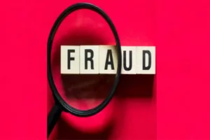 Lucknow News: C&DS के पूर्व मुख्य महाप्रबंधक पर FIR, 2.23 करोड़ की कमाई पर खर्च कर दिये 4.70 करोड़ रुपये