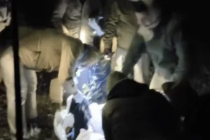 गोंडा में दिल दहला देने वाली घटना...   प्रेमी युगल ने की आत्महत्या