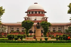 मानवीय आधार पर राहत: सुप्रीम कोर्ट ने बांग्लादेश भेजी गई गर्भवती महिला और उसके बच्चे को भारत वापसी की दी मंजूरी