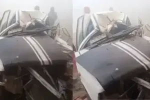 बलियाः मकान में घुसी अनियंत्रित कार, दो युवकों की मौत 