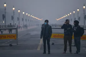 दिल्ली हुई बीमार... वायु गुणवत्ता की स्थिति बिगड़ी, जहांगीरपुरी में AQI 498 दर्ज 