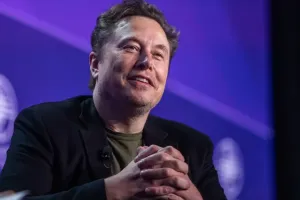 Elon Musk net worth: एलन मस्क बने दुनिया के पहले 700 अरब डॉलर से ज्यादा संपत्ति वाले इंसान... टेस्ला पे पैकेज बहाली से छलांग