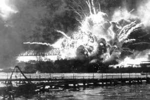 सात दिसंबर : जापान ने अमेरिकी नौसैन्य अड्डा ‘पर्ल हार्बर’ पर  किया हमला