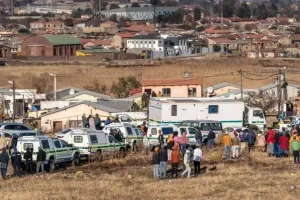 जोहान्सबर्ग में खौफनाक गोलीबारी: अज्ञात हमलावर ने 10 लोगों को उतारा मौत के घाट, 10 घायल