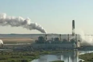 केंद्र की सख्त चेतावनी: दिल्ली की जहरीली हवा पर लगाम, प्रदूषण फैलाने वाले उद्योगों पर तलवार लटकी!