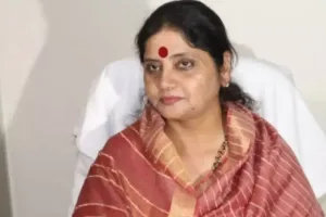 जालौन में कन्या जन्मोत्सव कार्यक्रम आयोजित, राज्य महिला आयोग अध्यक्ष ने नवजात बेटियों को दिया आशीर्वाद