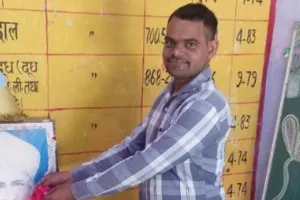 Sitapur News: सीतापुर में BLO ने फंदा लगाकर की आत्महत्या, पुलिस जांच में जुटी 