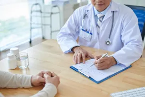 लखनऊ को नए साल का बड़ा तोहफा: जनवरी से घर के पास 14 नई पॉली क्लीनिक, स्पेशलिस्ट डॉक्टरों से मिलेगा इलाज