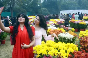 फूलों की घाटी बना NBRI का आंगन...CSIR–राष्ट्रीय वनस्पति अनुसंधान संस्थान में पुष्प प्रदर्शनी, देखें Photos