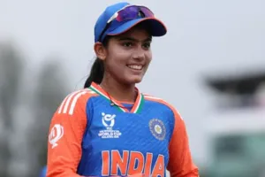 डेब्यू मैच में चमकी वैष्णवी शर्मा, बोलीं- 'विकेट नहीं मिला, लेकिन प्रदर्शन से खुश हूं'