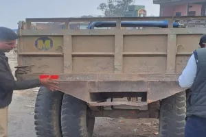 Bareilly: वाहनों पर ''रेट्रो रिफ्लेक्टिव टेप'' नहीं तो भरना पड़ेगा जुर्माना