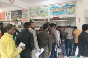 RTO में ड्राइविंग लाइसेंस प्रक्रिया बेपटरी... व्यवस्था को सुगम बनाने के बजाय फेल हो रही निजी कंपनिया, घंटों करना पड़ा इंतजार