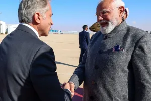  जॉर्डन पहुंचे PM मोदी:  किंग अब्दुल्ला द्वितीय के साथ करेंगे पेत्रा शहर का दौरा, भारतीय लोगों से मिलेंगे प्रधानमंत्री 