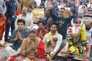  'राहु केतु' की टीम ने किये महाकालेश्वर के दर्शन, अपने अपकमिंग प्रोजेक्ट के लिए पुलकित सम्राट ने मंदिर में की पूजा अर्चना 