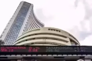  Stock Market Closed: क्रिसमस से पहले सुस्त रहा शेयर बाजार में कारोबार का रुख, 116 अंक फिसला सेंसेक्स 
