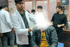 लखनऊ में चाइनीज मांझे से कटा युवक का गला,  राहगीरों ने पहुंचाया अस्पताल, लगे सात टांके