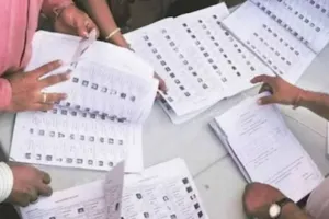  SIR में एएसडी आंकड़ों ने चौंकाया...दलों ने झोंकी ताकत, पुरानी सूची के 18 % वोटर से बदल सकती तस्वीर