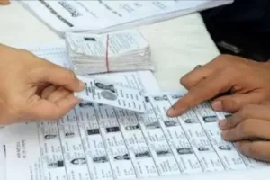 यूपी में बढ़ गई SIR की डेट... मृतक, शिफ्टेड और अनुपस्थित वोटर्स का होगा पुन: सत्यापन