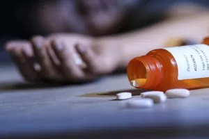 Rampur: गृह क्लेश से परेशान किशोरी ने जहरीले पदार्थ का सेवन कर दी जान