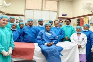 केजीएमयू : डॉक्टरों ने मरीज के पित्त की नली को चुंबक तकनीक से जोड़ा, बचाई जान