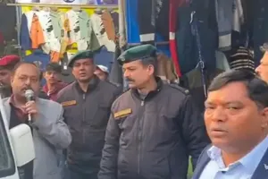 अतिक्रमण मुक्त हुई सहारनपुर की तिब्बत मार्केट, बुलडोजर कार्रवाई से डरे दुकानदारों ने खाली की जगह  