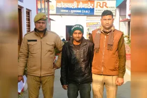 Moradabad: हिंदू देवी-देवताओं पर आपत्तिजनक पोस्ट करने वाला तालिब गिरफ्तार