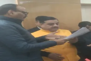 प्रतापगढ़ : वाहनों के टेंडर में सीएमओ द्वारा नियमों का उल्लंघन, डिप्टी सीएम से शिकायत