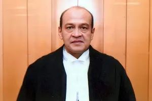 न्यायमूर्ति यशवंत वर्मा को बड़ा झटका : सुप्रीम कोर्ट ने खारिज की याचिका, संसदीय जांच समिति के गठन को दी थी चुनौती 